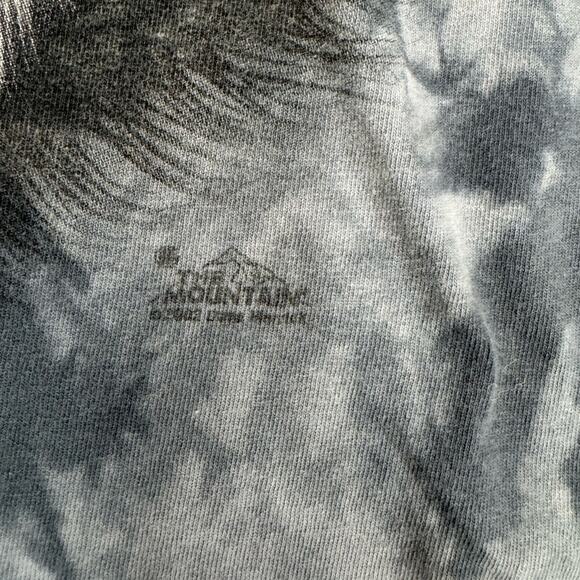 Vintage The Mountain 2002 Wolf Head Retro Tee Shirt Short Sleeve LRG Unisex - Picture 4 of 4